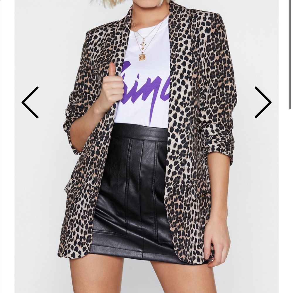 Leopard print blazer